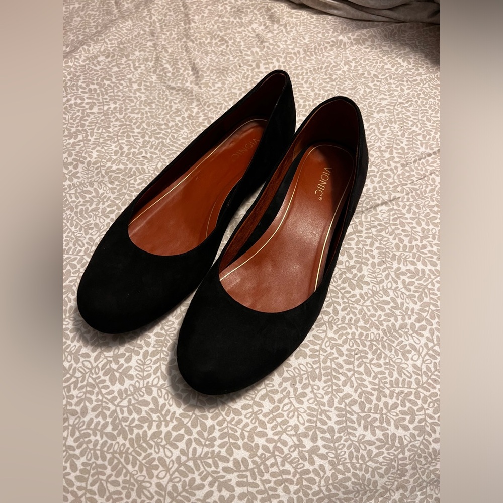 Black Vionic Suede Ballet Flats